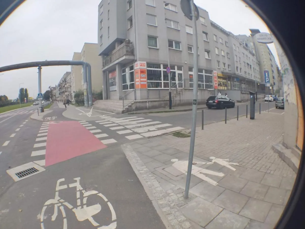 3030 Jana Spychalskiego 32 - Tanie Pokoje W Apartamencie - Samodzielne Zameldowanie - Self Check In Poznan