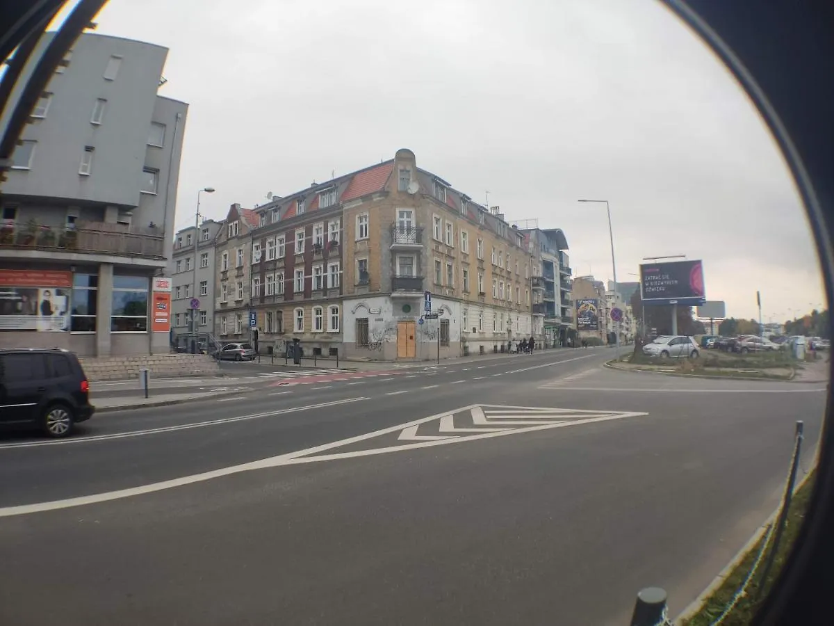 Apartment 3030 Jana Spychalskiego 32 - Tanie Pokoje W Apartamencie - Samodzielne Zameldowanie - Self Check In Poznan