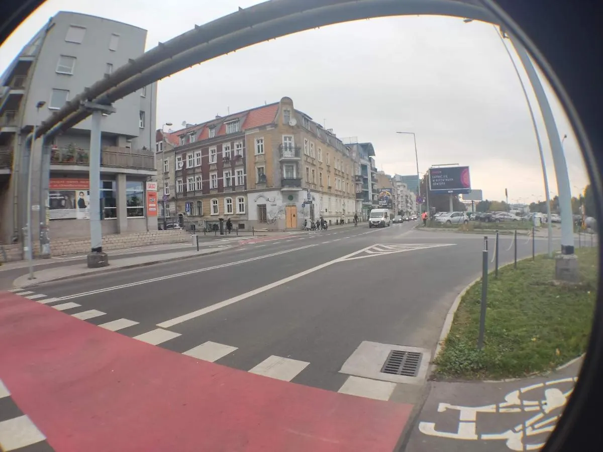 3030 Jana Spychalskiego 32 - Tanie Pokoje W Apartamencie - Samodzielne Zameldowanie - Self Check In Poznan Apartment