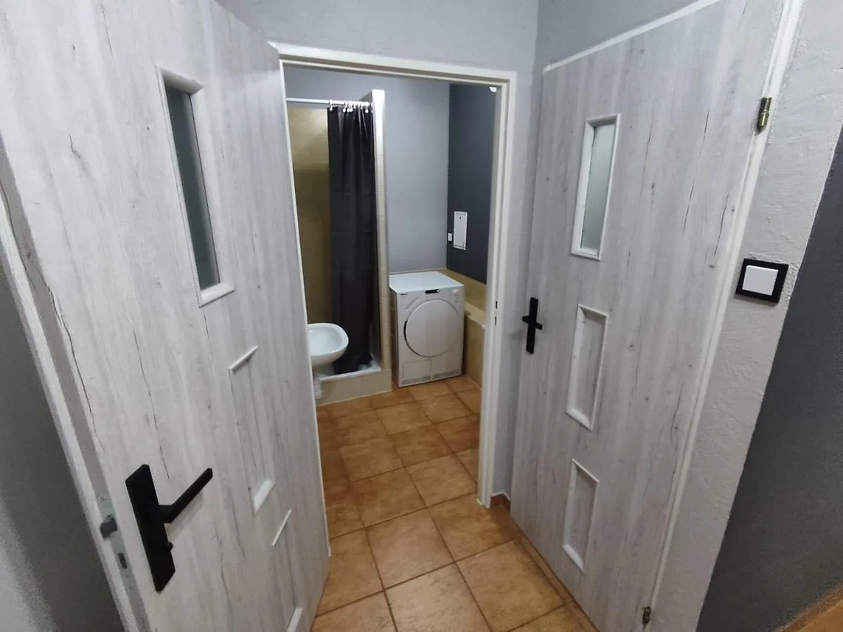 Apartment 3030 Jana Spychalskiego 32 - Tanie Pokoje W Apartamencie - Samodzielne Zameldowanie - Self Check In Poznan
