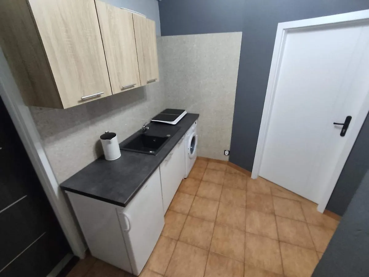 Apartment 3030 Jana Spychalskiego 32 - Tanie Pokoje W Apartamencie - Samodzielne Zameldowanie - Self Check In Poznan